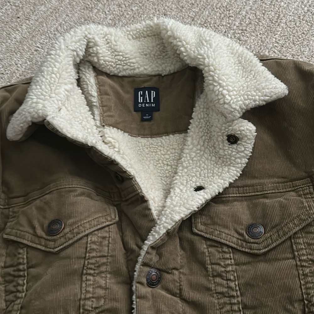 GAP men’s corduroy fleece jacket